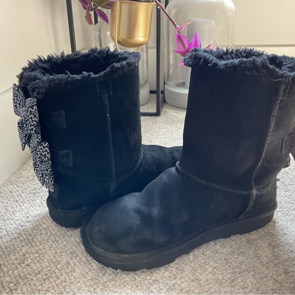 UGG Black Winter Boots with Plush Lining for kids